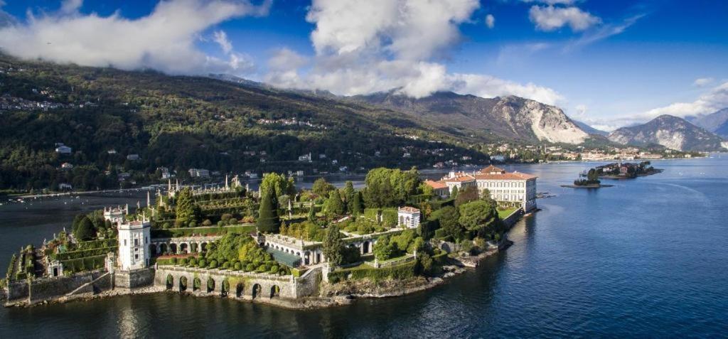 Isola Bella Apartments - Via Villa 28 Стреза Екстериор снимка